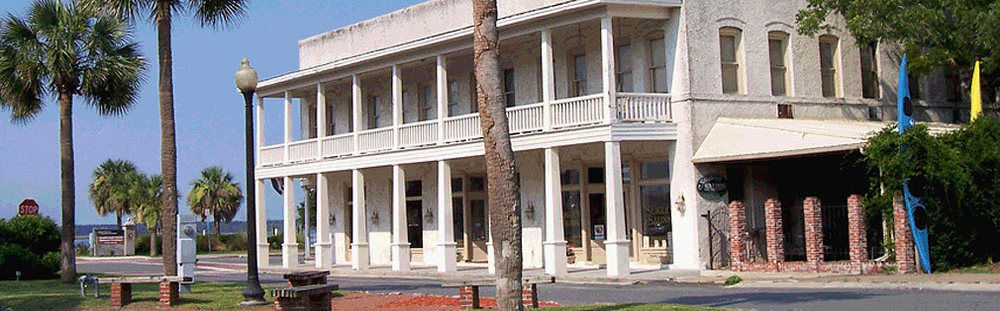 Riverview Hotel Saint Marys Exterior photo